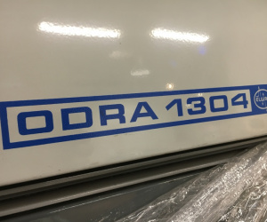 Logotyp komputera ODRA 1304